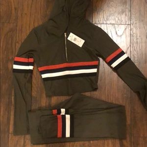 SONI STRIPE LOUNGE SET -SIZE S